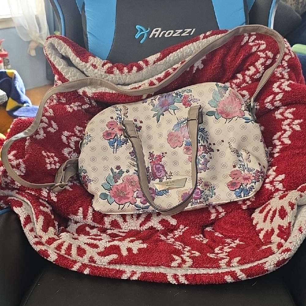 Nicole Miller Cream Floral Shoulder Bag